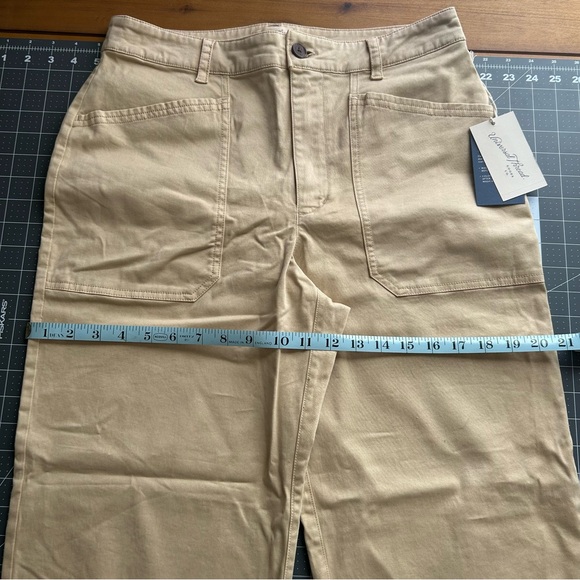 High Rise Barrel Leg Pants - Picture 7 of 9